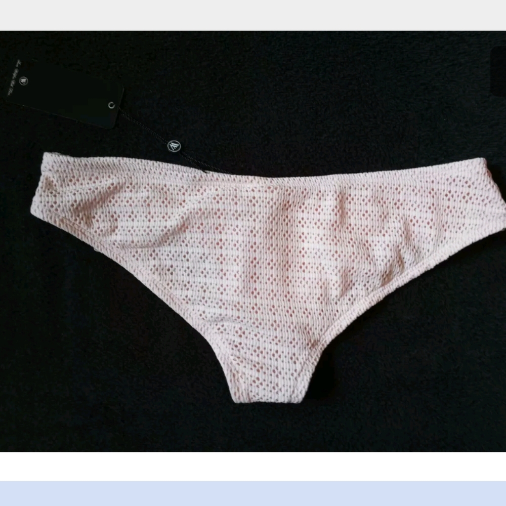 NWT Wildfox Bikini Pink Mesh Bottom